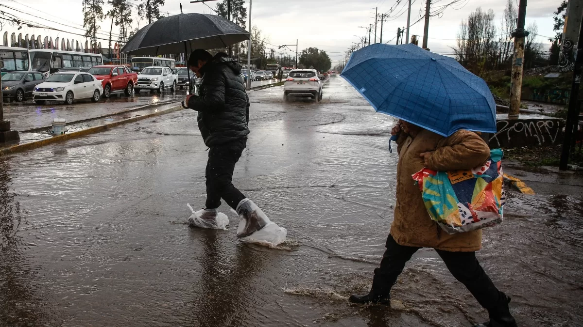 lluvia-en-santiago-1-6-jpg